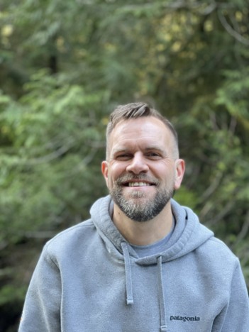 headshot of Mike Bulthuis 